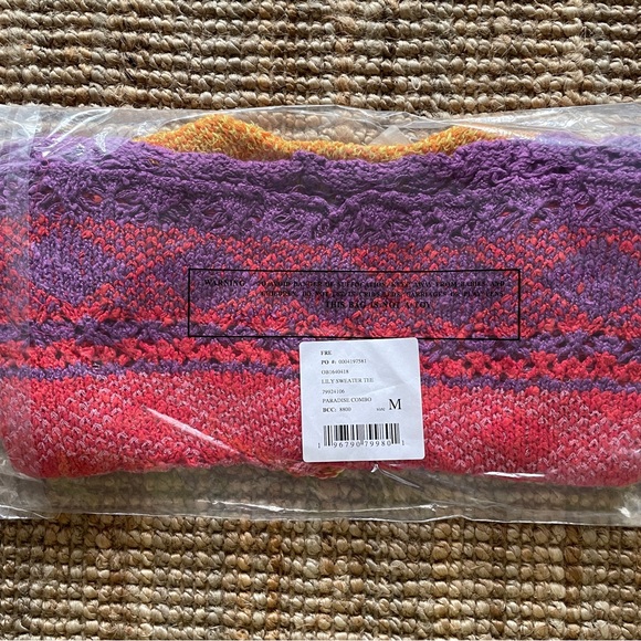 NEW Free People Lily Sweater Tee In Paradise Combo - Picture 13 of 15